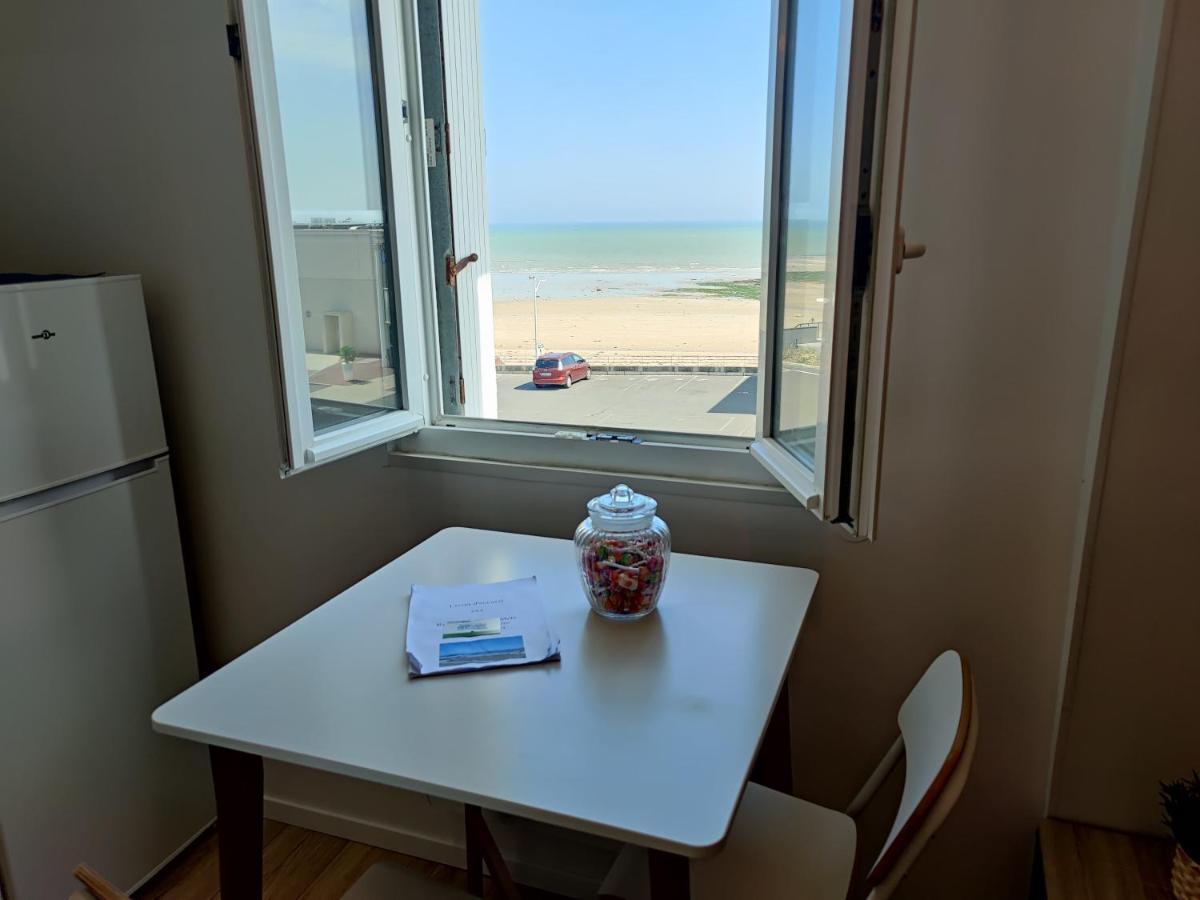 F2 - 30m2 Face à la mer Luc-sur-Mer Eksteriør bilde